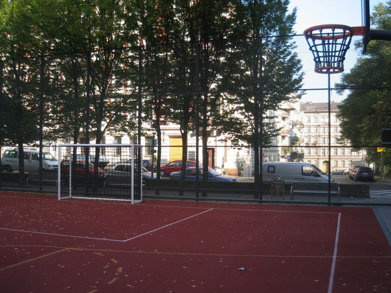 Fussballplatz Basketballplatz Willibald Alexisstr 25 Berlin-Kreuzberg